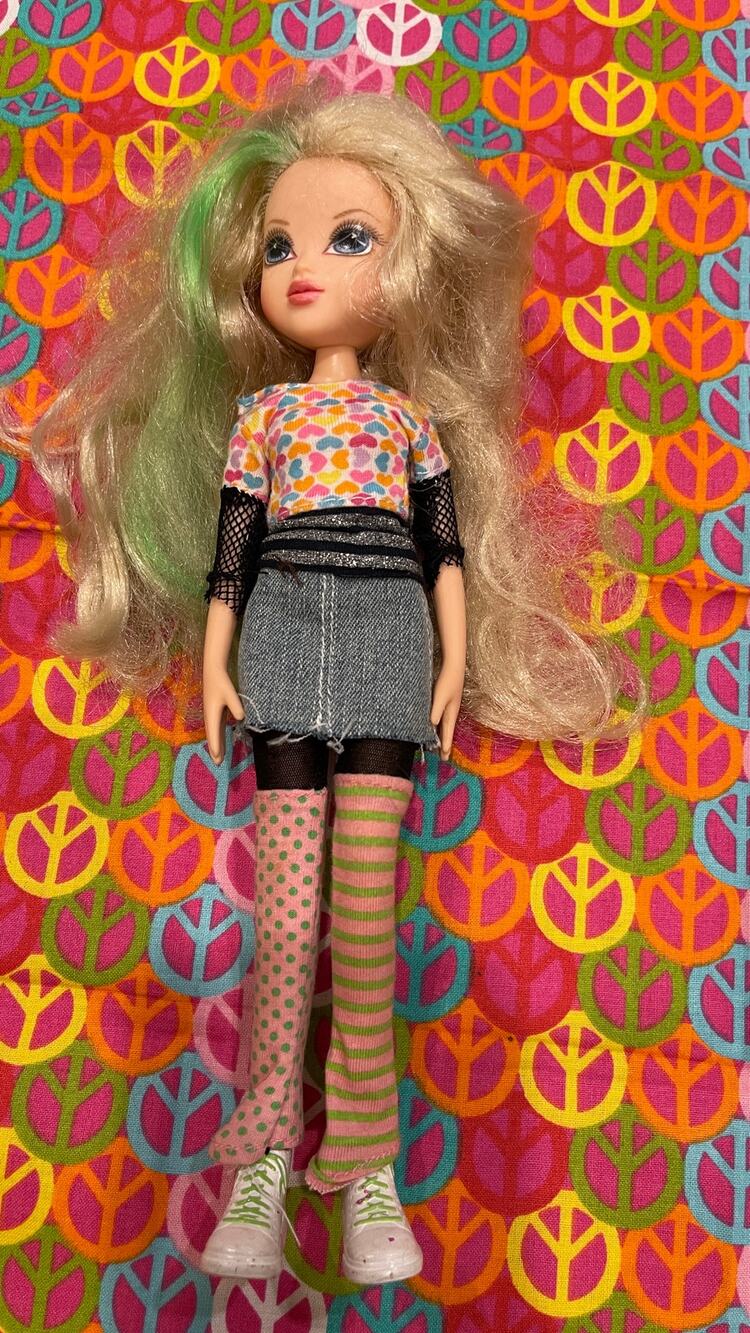 Vintage 2009 Moxie Girlz or Lalaloopsy little ribbons 10" doll Green Streak